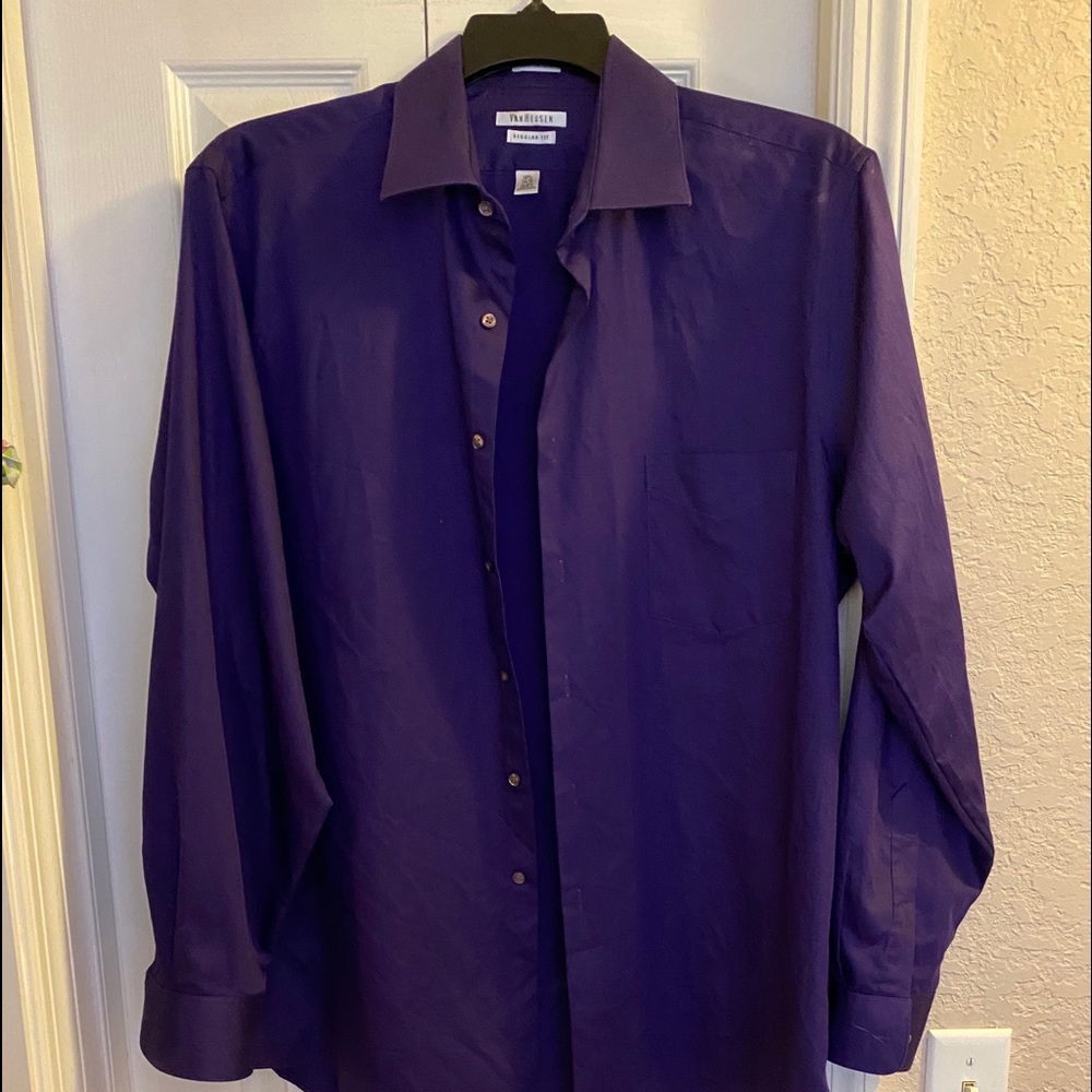 Men's Van Huesen No Tuck Shirts, 16& 1/2 34-35
